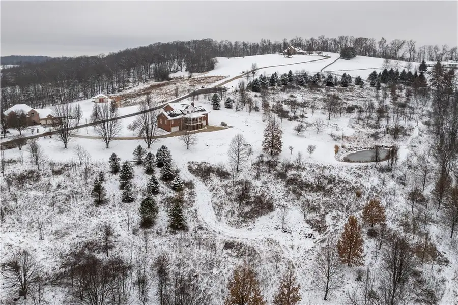 515 Grandview Dr, South Franklin, PA 15301 - Image #3