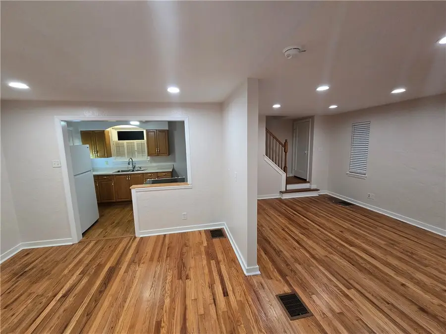 1016 Porter St, McKeesport, PA 15132 - Image #2