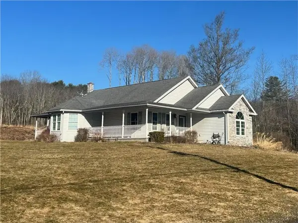 135 Lake Front Dr., Allegheny Twp, PA 15940