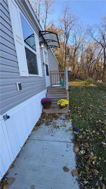 221 Reston Rd, Imperial, PA 15126 - Image #1