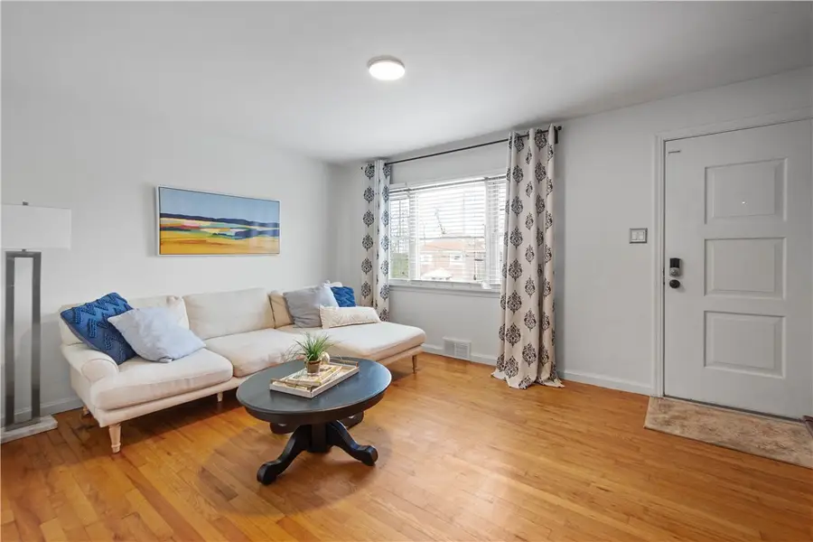 1258 Gallupe Dr., Brookline, PA 15226 - Image #2