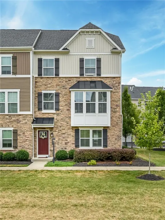 733 Truth Lane, Cranberry Township, PA 16066 - Image #1