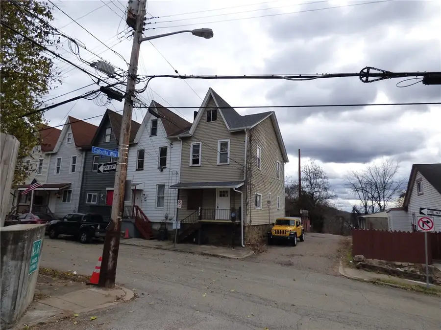 911 Amherst St, Pittsburgh, PA 15220 - Image #3