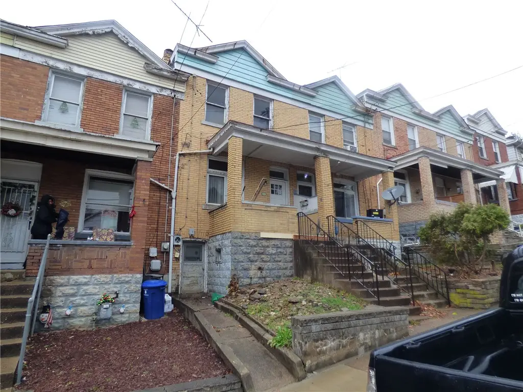 320 Lorenz Ave, Pittsburgh, PA 15220 - Image #1