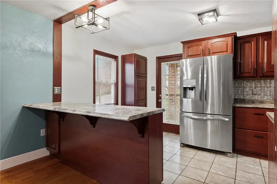 369 Chestnut St, Hyde Park, PA 15641 - Image #2