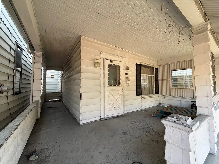 114 Thompson Ave, Donora, PA 15033 - Image #3