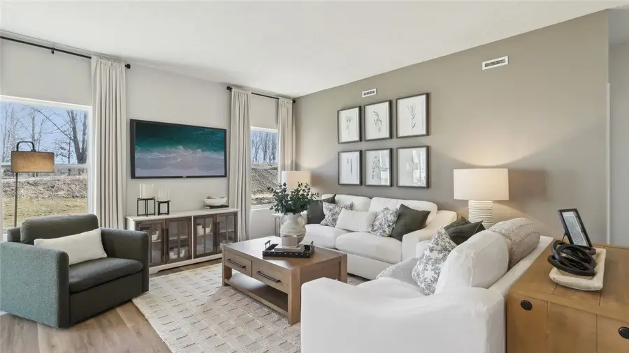 367 Leslie Farms Drive, Connoquenessing, PA 16033 - Image #2