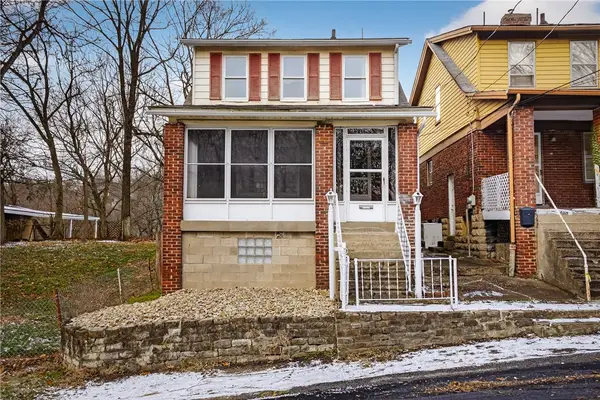 611 Montview St, Observatory Hill, PA 15214