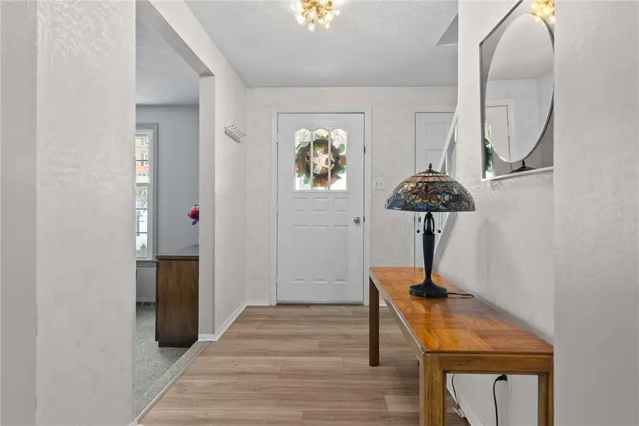 1756 Taper Drive, Upper Saint Clair, PA 15241 - Image #2