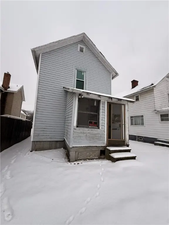 626 Todd Ave, Ellwood City, PA 16117 - Image #2