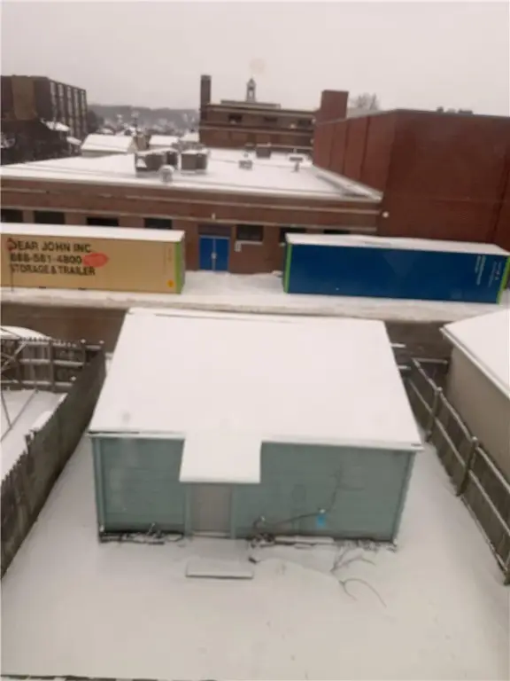 426 Wayne Ave, Ellwood City, PA 16117 - Image #2