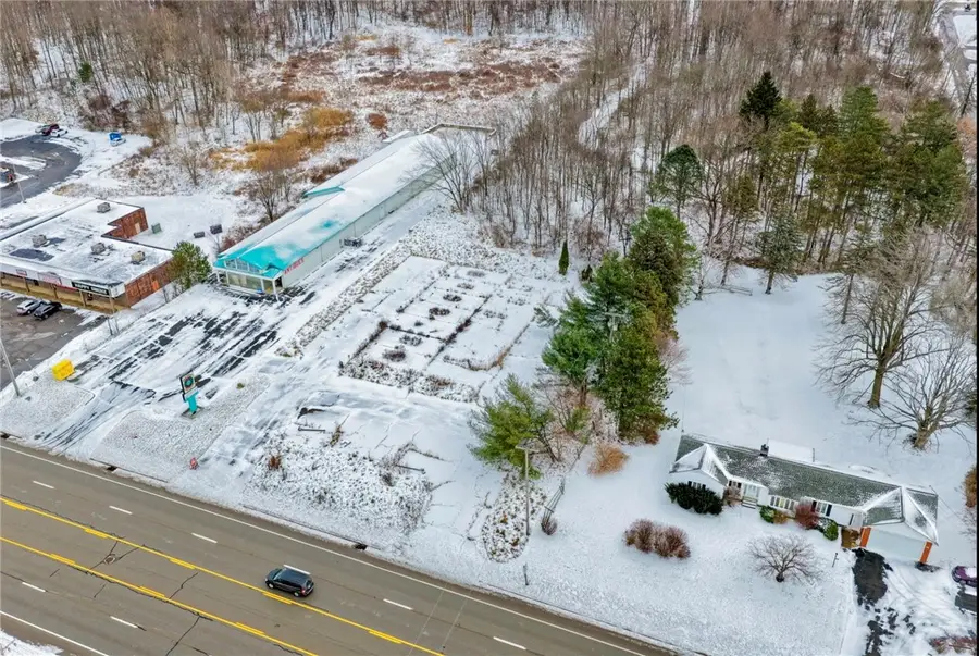 920 N Hermitage Road, Hermitage, PA 16148 - Image #2