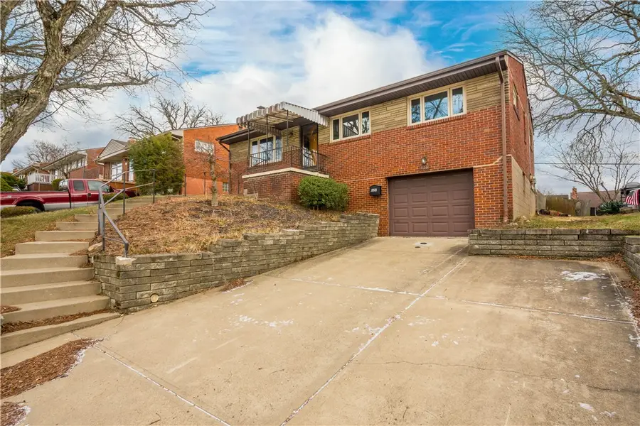 126 Woodhall Drive, Baldwin, PA 15236 - Image #3