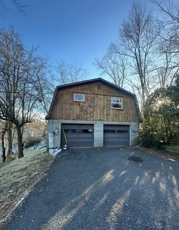 40 Grace Street, Imperial, PA 15126 - Image #2