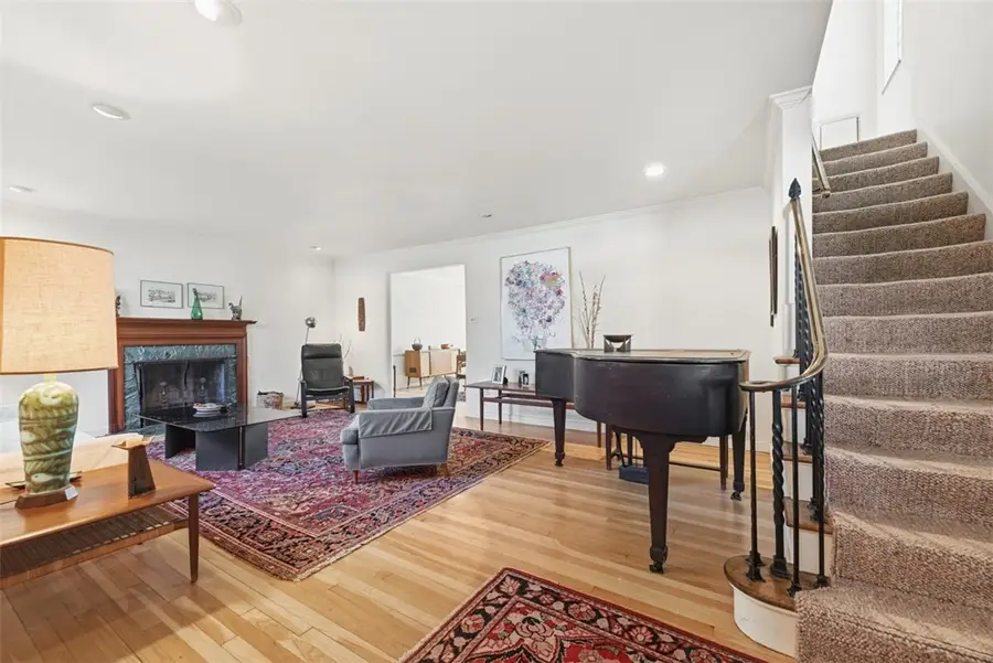 6820 Linden Lane, Pittsburgh, PA 15208 - Image #3