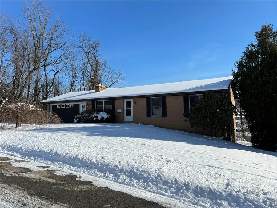 1014 Jefferson Ave, Jeannette, PA 15644 - Image #2