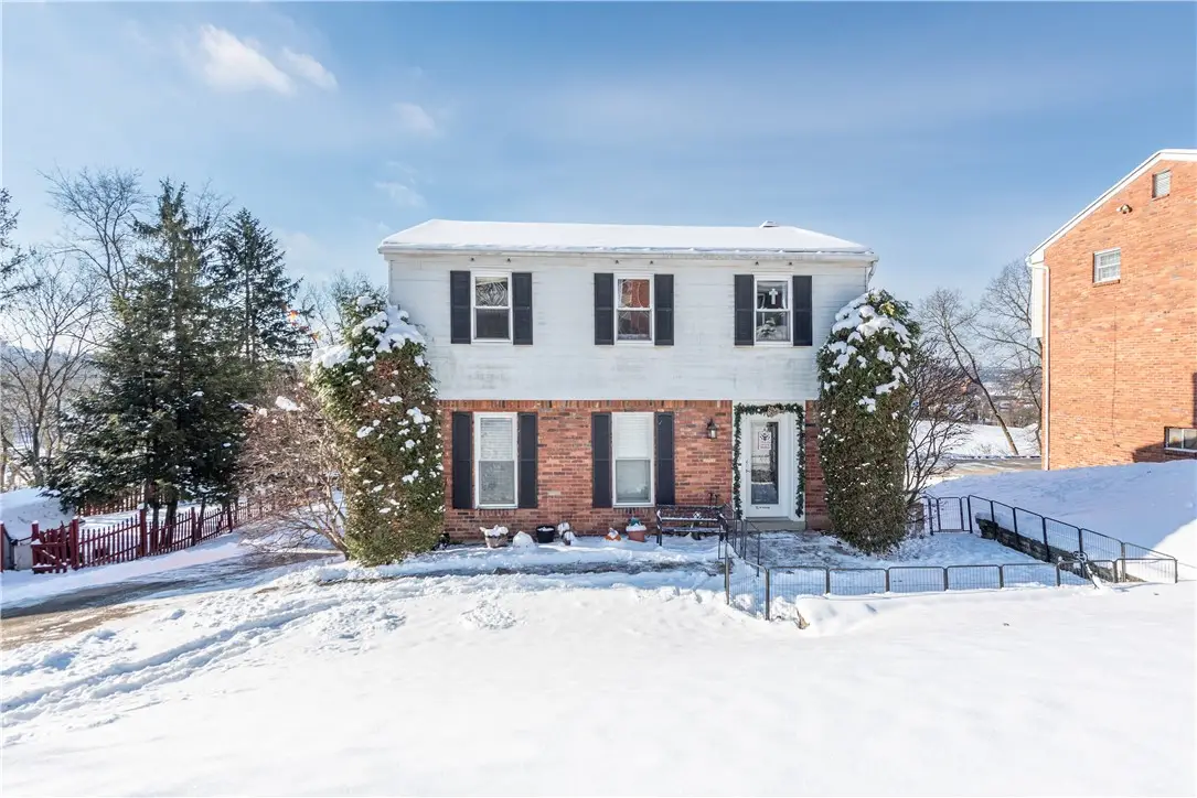1325 Pesavento Dr, Bridgeville, PA 15017 - Image #1