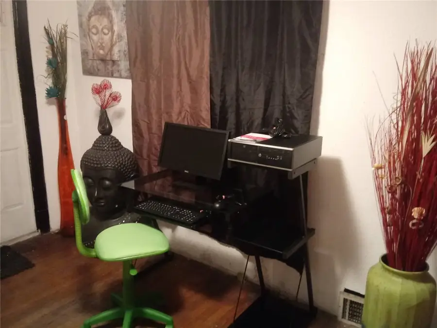 1547 Clairtonica St, Pittsburgh, PA 15205 - Image #3