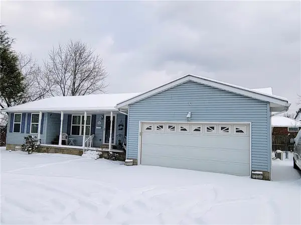 38 Roxbury Rd, Braddock Hills, PA 15221