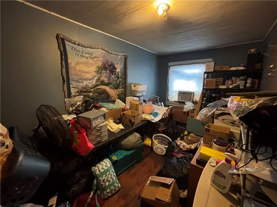 27 Bluff St, Oakland, PA 16101 - Image #3