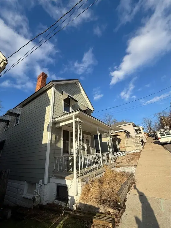 109 E 10th Ave, Tarentum, PA 15084 - Image #2