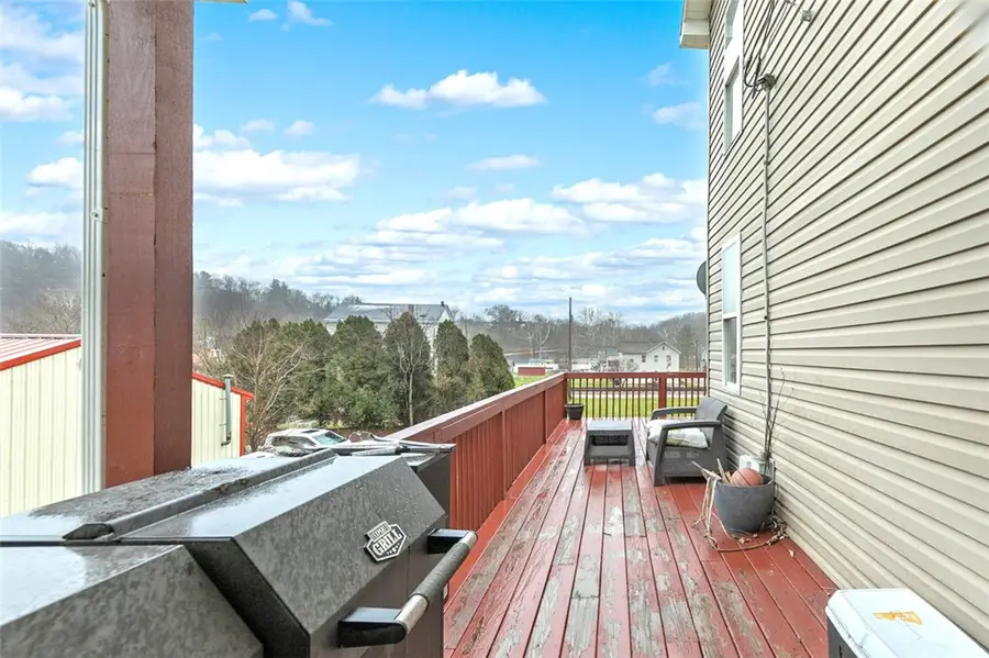 504 Howell St, Dawson, PA 15428 - Image #3