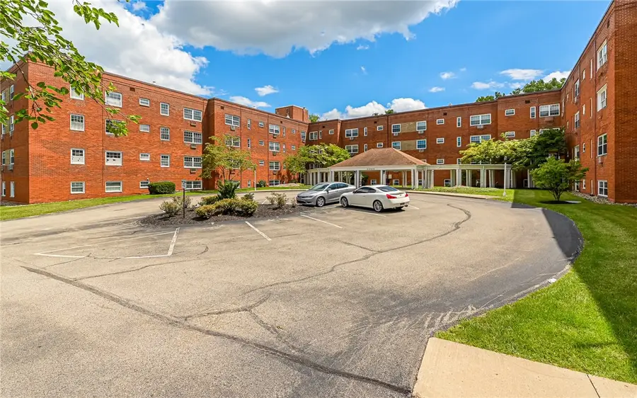 5900 Babcock, Ross Township, PA 15237 - Image #2