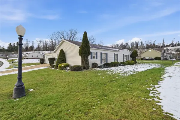 2001 Pond Ln, Elizabeth Twp/Boro, PA 15037