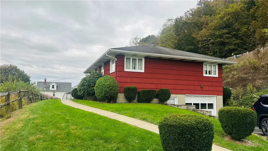 133 Old Pike Rd, Freeport, PA 16229 - Image #2