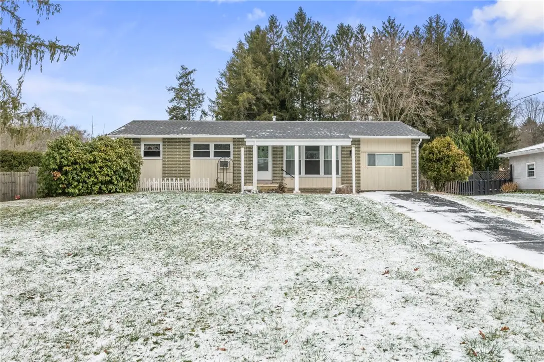 7 Hemlock Dr, Hempfield, PA 16125 - Image #1