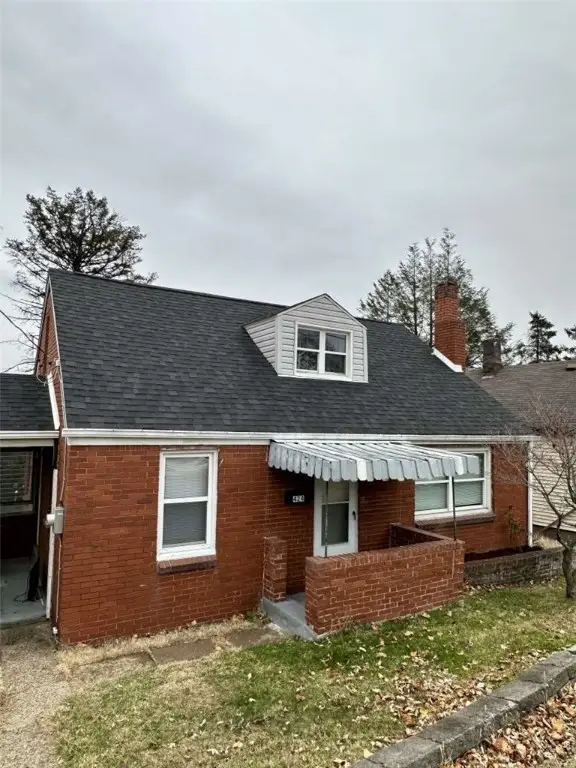 424 Grandview Ave, West Mifflin, PA 15122 - #1