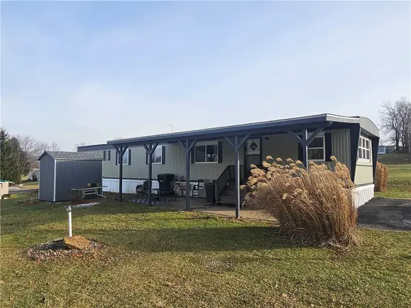 102 Tiffany Ln, Muddy Creek Twp, PA 16051