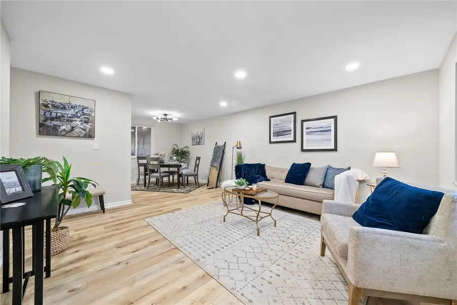 883 Blue Ridge Rd, Plum, PA 15239 - Image #3