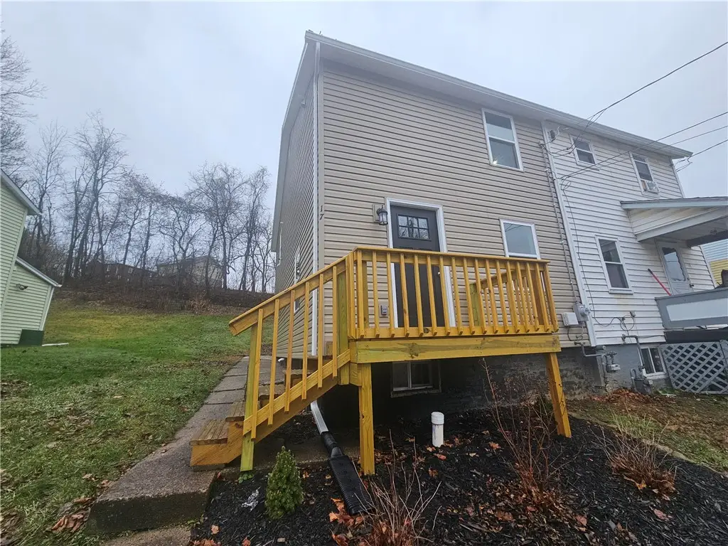 17 Hemlock St, Ellsworth, PA 15331 - Image #1