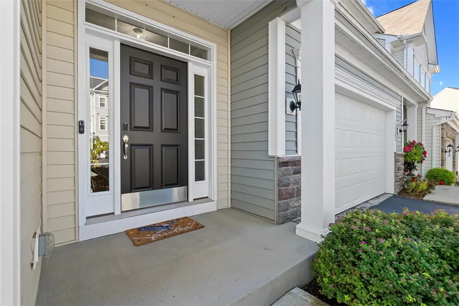 2284 Flint Dr, South Strabane Township, PA 15301 - Image #2