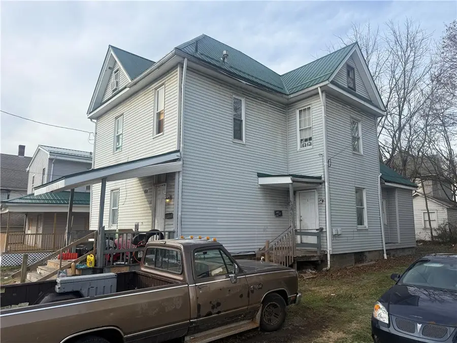 410 E Locust St, Butler, PA 16001 - Image #2