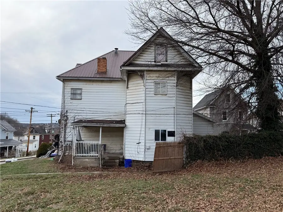 122 W Quarry St, Butler, PA 16001 - Image #2