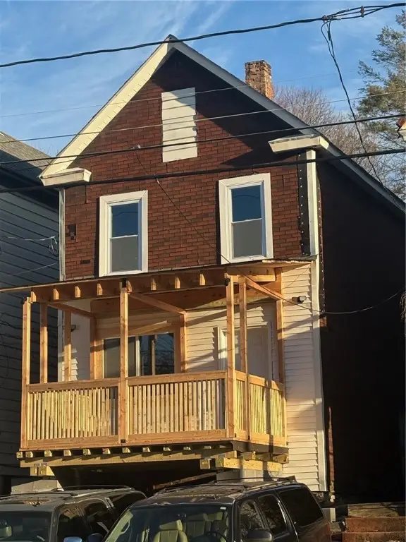 210 N 4th St, Jeannette, PA 15644 - Image #1