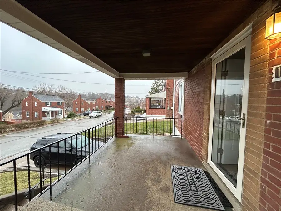 1581 Greencrest Dr, Brookline, PA 15226 - Image #2