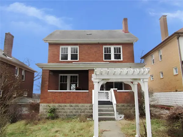 3825 Atkins St, Brighton Heights, PA 15212