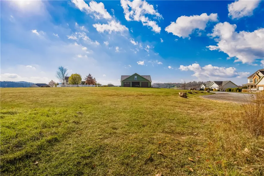 040 Oak Crest Drive, Jenner Township, PA 15563 - Image #2