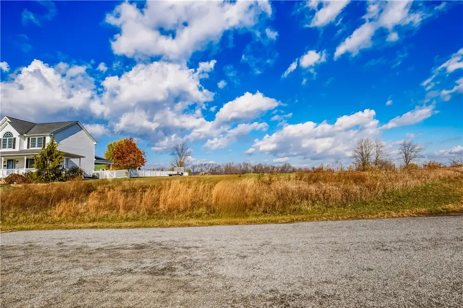 046 Oak Crest Drive, Jenner Township, PA 15563 - Image #2