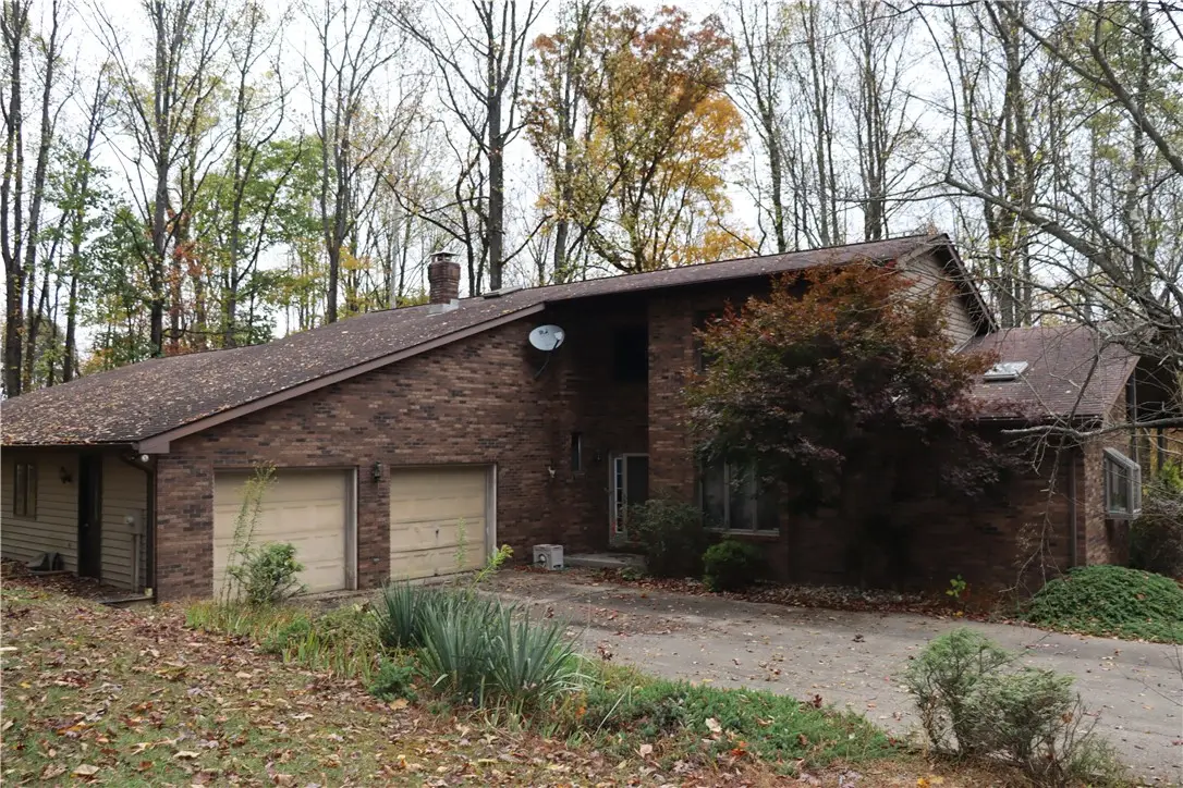 566 Monte Ln, Derry Township, PA 15717 - Image #1