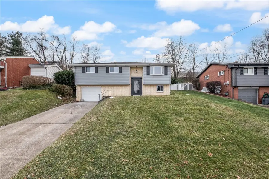 118 Hershey Dr, McKeesport, PA 15132 - Image #2