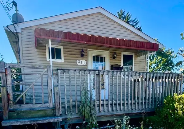 315 W Miller Ave, Munhall, PA 15120