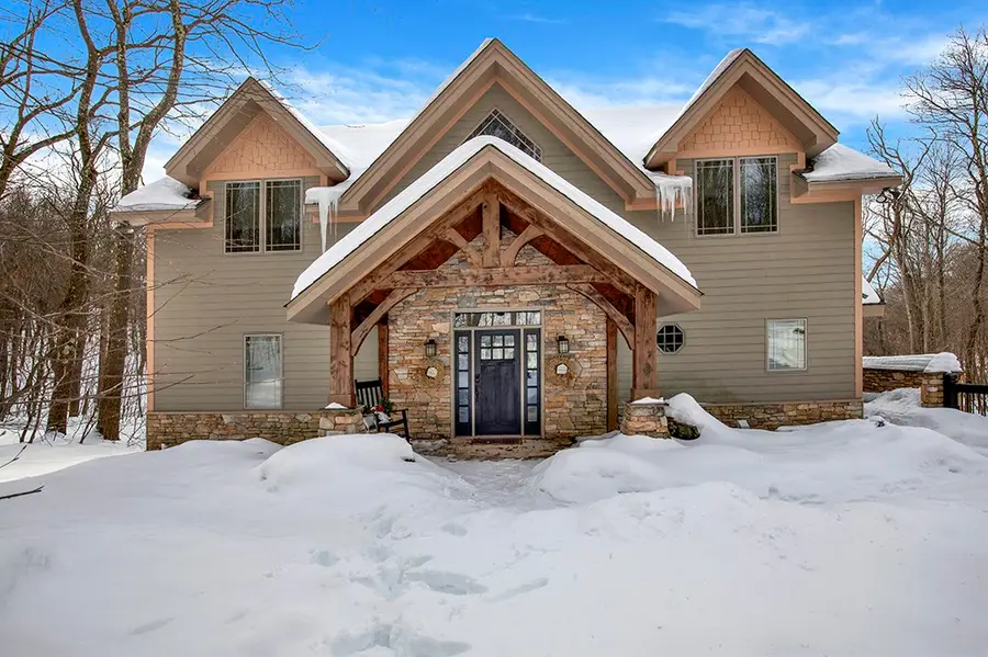 316 Cinnamon Fern Dr, Donegal Township, PA 15501 - Image #2