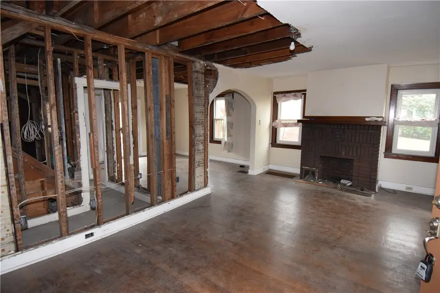 621 Watson St, Coraopolis, PA 15108 - Image #3