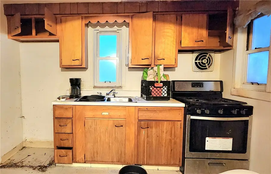 1118 Woodbine St, Pittsburgh, PA 15201 - #2