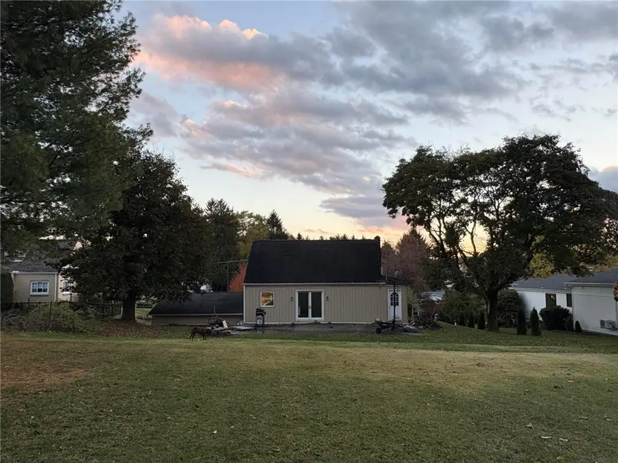 2859 Grandview Dr, Hampton, PA 15101 - Image #2