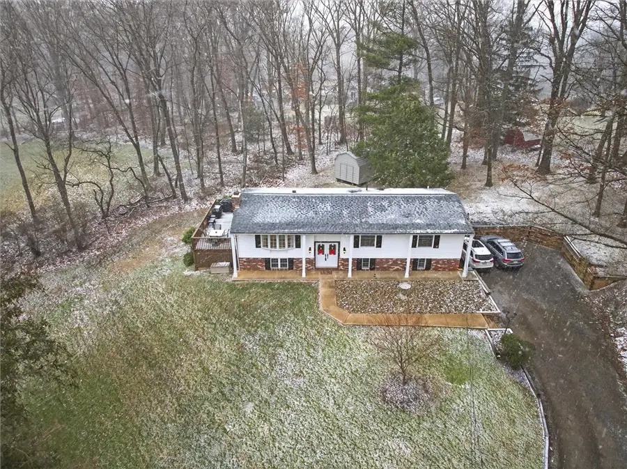 2589 Stone Chip Dr, Hampton, PA 15101 - Image #2